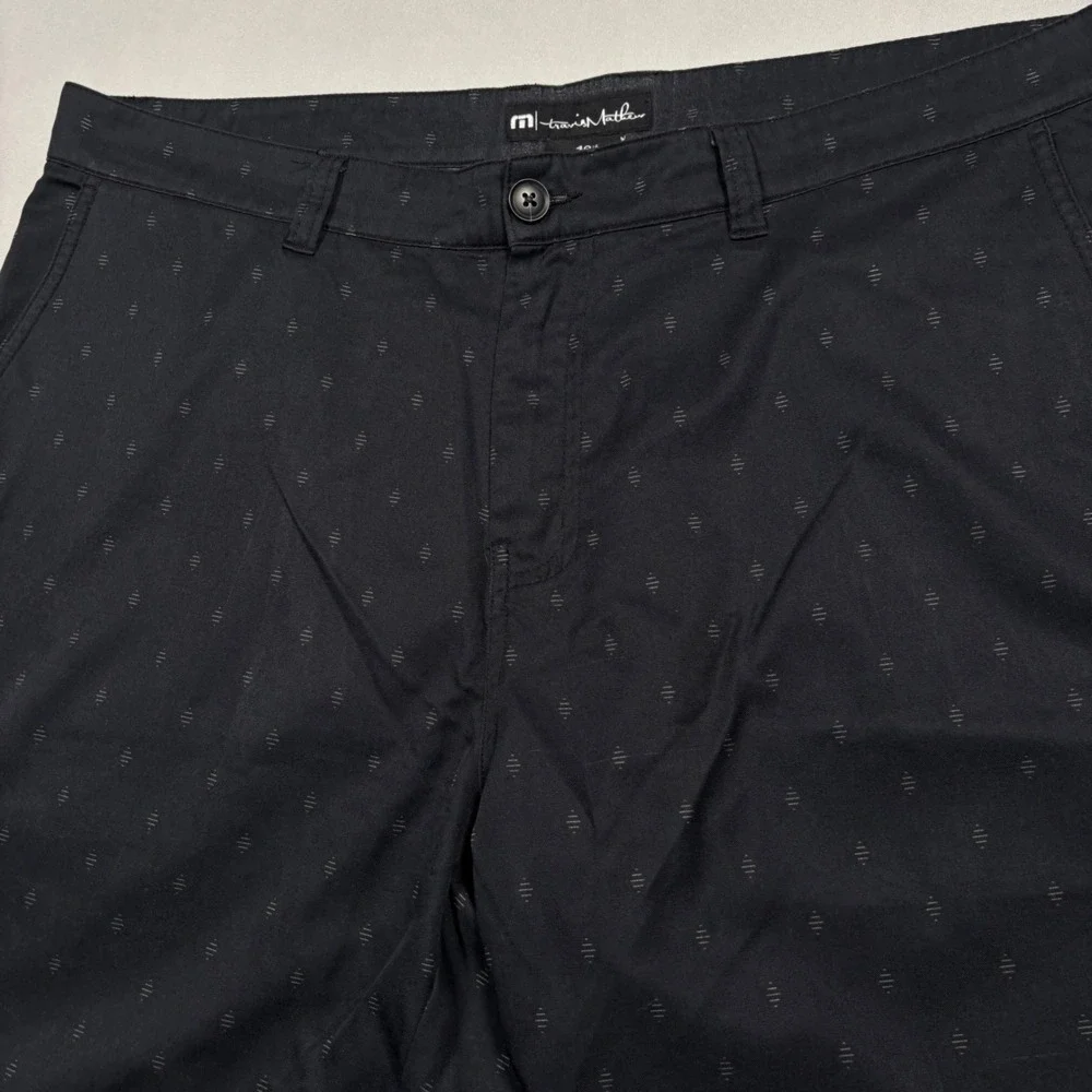 Travis Mathew Shorts Mens 40 Black‎ Geometric Diamond Pattern Golf Performance